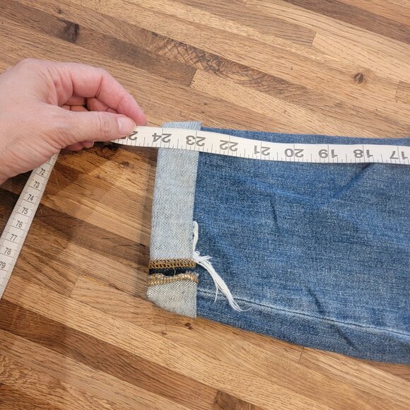 Joe's Jeans Boyfriend Slim Crop Distressed Blue Jeans - Picture 12 of 12